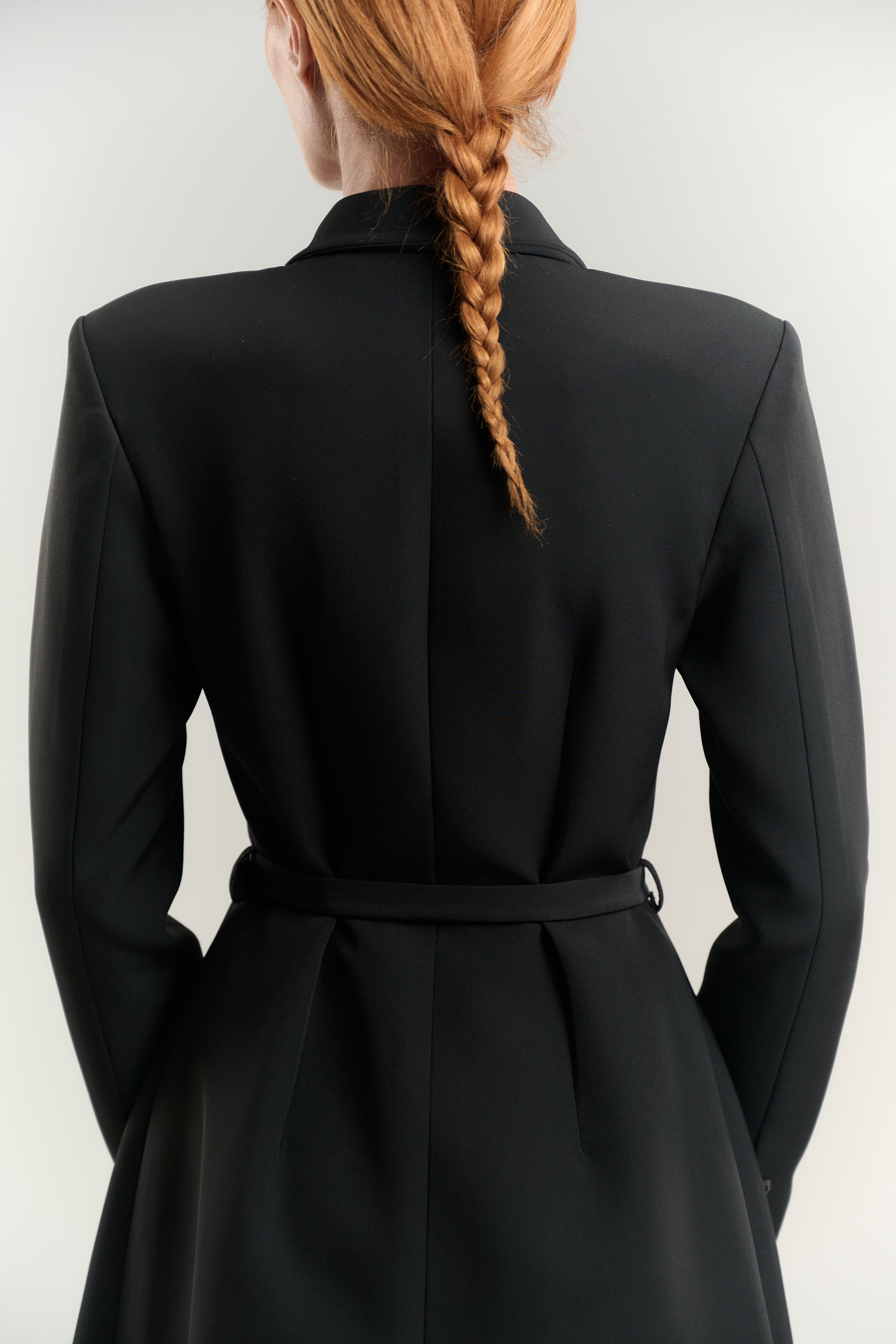 BLACK STRAIGHT COAT HIGH ROUND COLLAR WITH BELT SINGLE BREASTED HIDDEN BUTTON