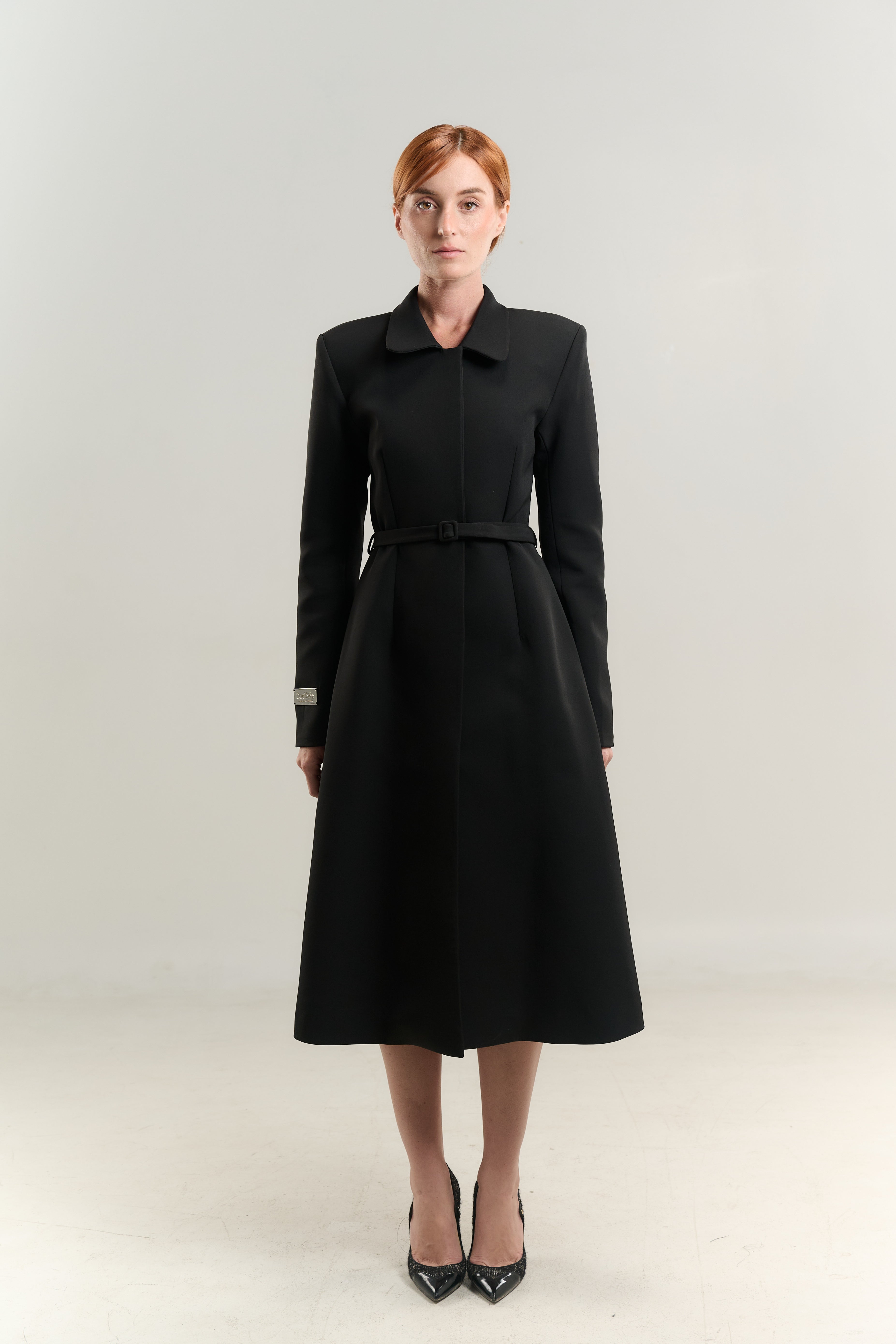 BLACK STRAIGHT COAT HIGH ROUND COLLAR WITH BELT SINGLE BREASTED HIDDEN BUTTON