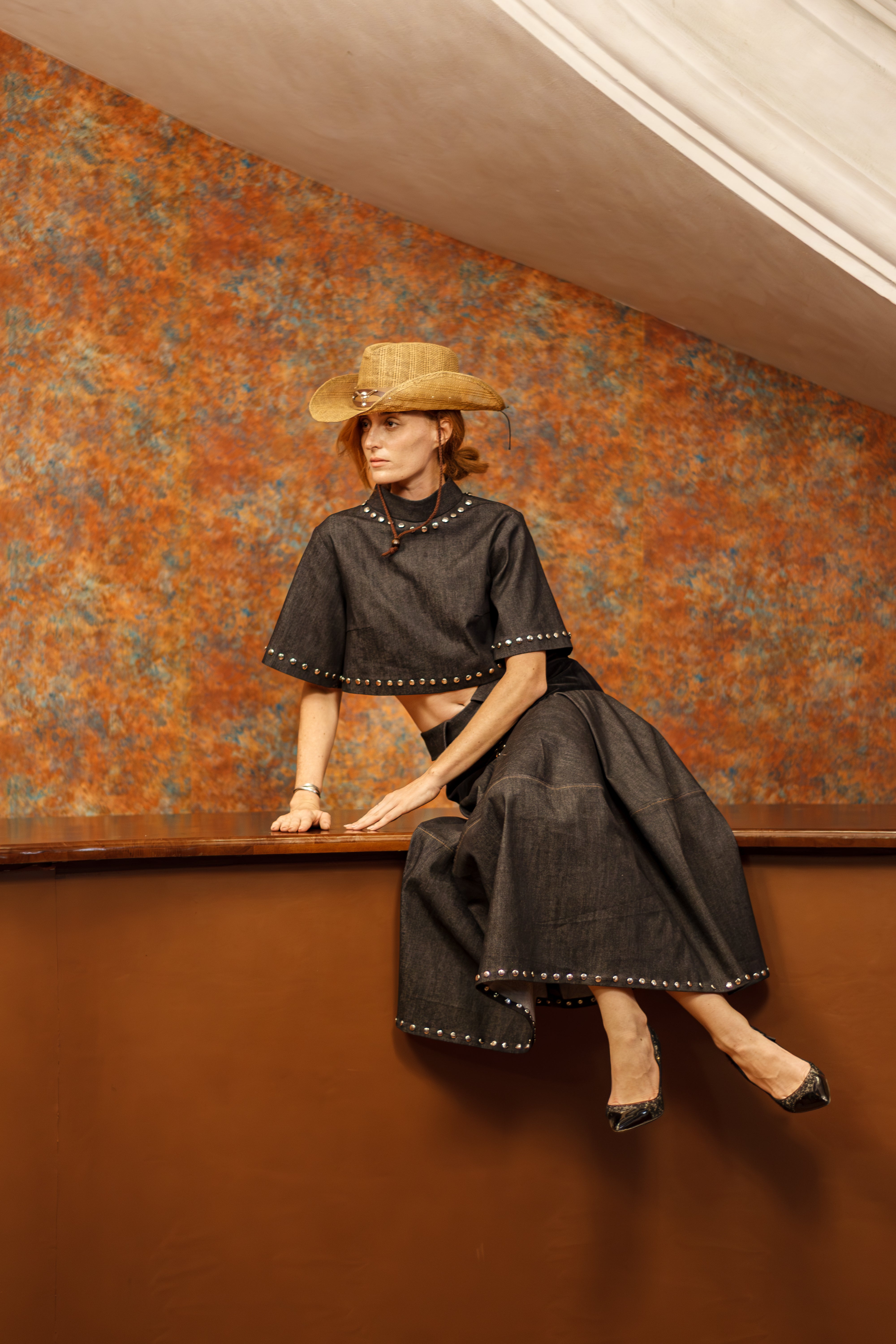 CROPPED BOXY CAPE STYLE BLOUSE DARK DENIM EMBELLISHED WITH STUDS HIGH WAIST FLARED MIDI SKIRT