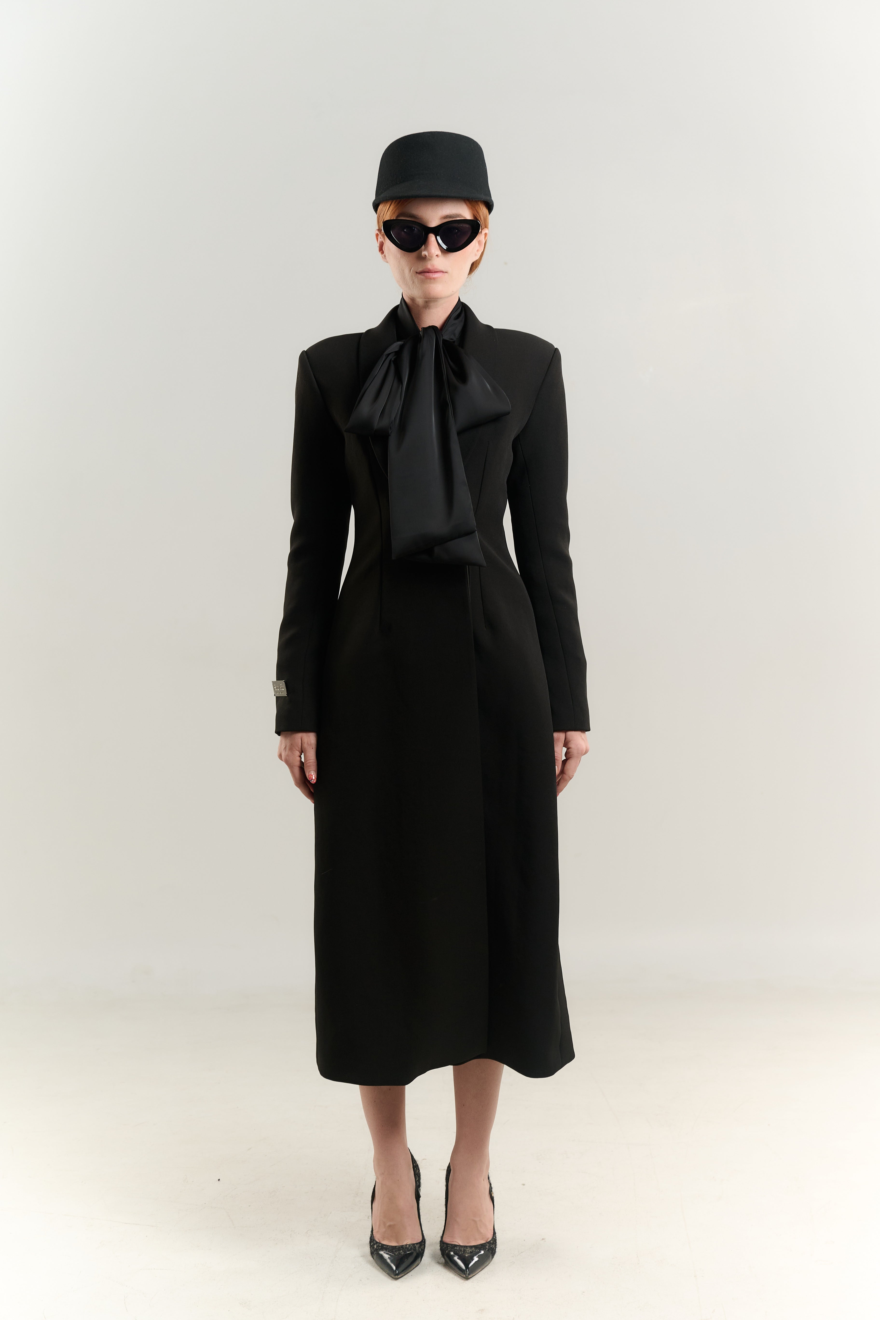 STRAIGHT COAT TUXEDO NECK SATIN TIE SHIRT SINGLE BREASTED HIDDEN BUTTONS