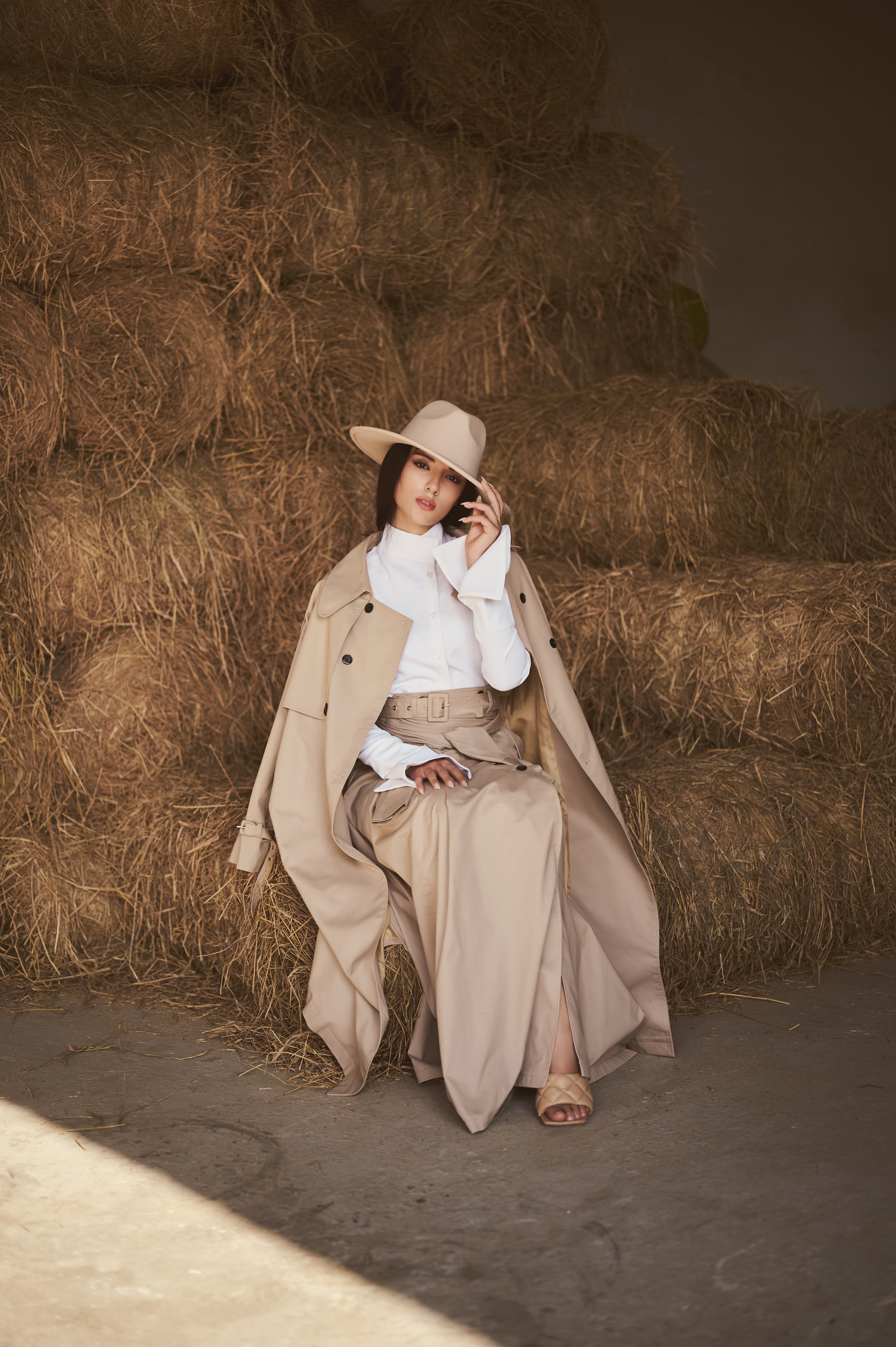 TRENCH COAT WITH TRENCH SKIRT DOUBLE BREASTED WHITE SHIRT